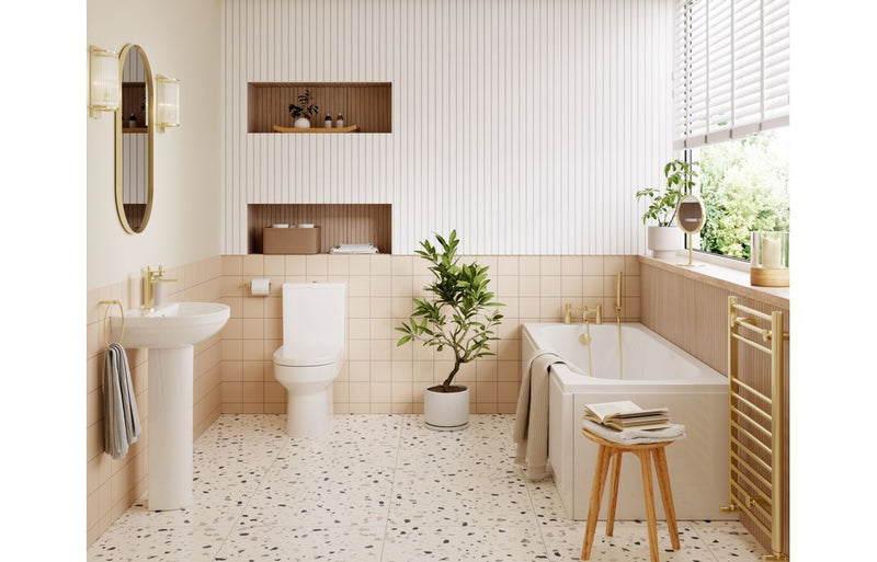 Rainham Full Suite & Bath w/Black Finishes - KPSB108110